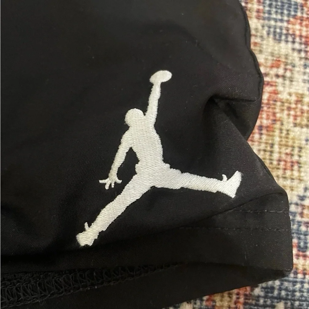 Jordan Boys' Size Large‎ 12/13 Jumpman Woven Play Shorts